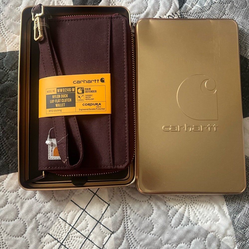 Carhartt Women's Rugged Canvas Lay Flat Clutch Wallets, One Size, Deep Wine